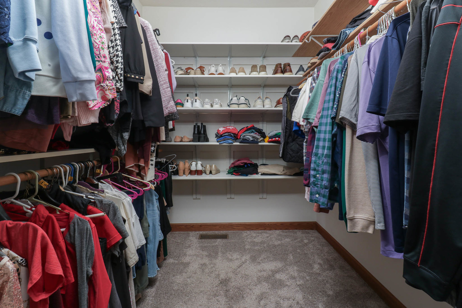 3601 Baywood Road, Bloomington, IL 61704