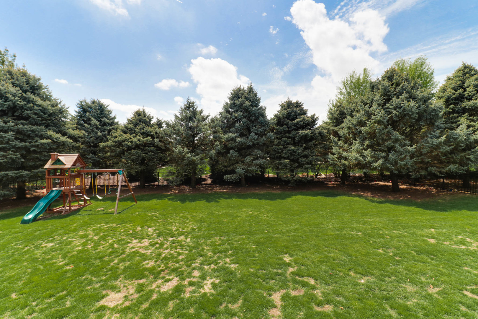 3601 Baywood Road, Bloomington, IL 61704