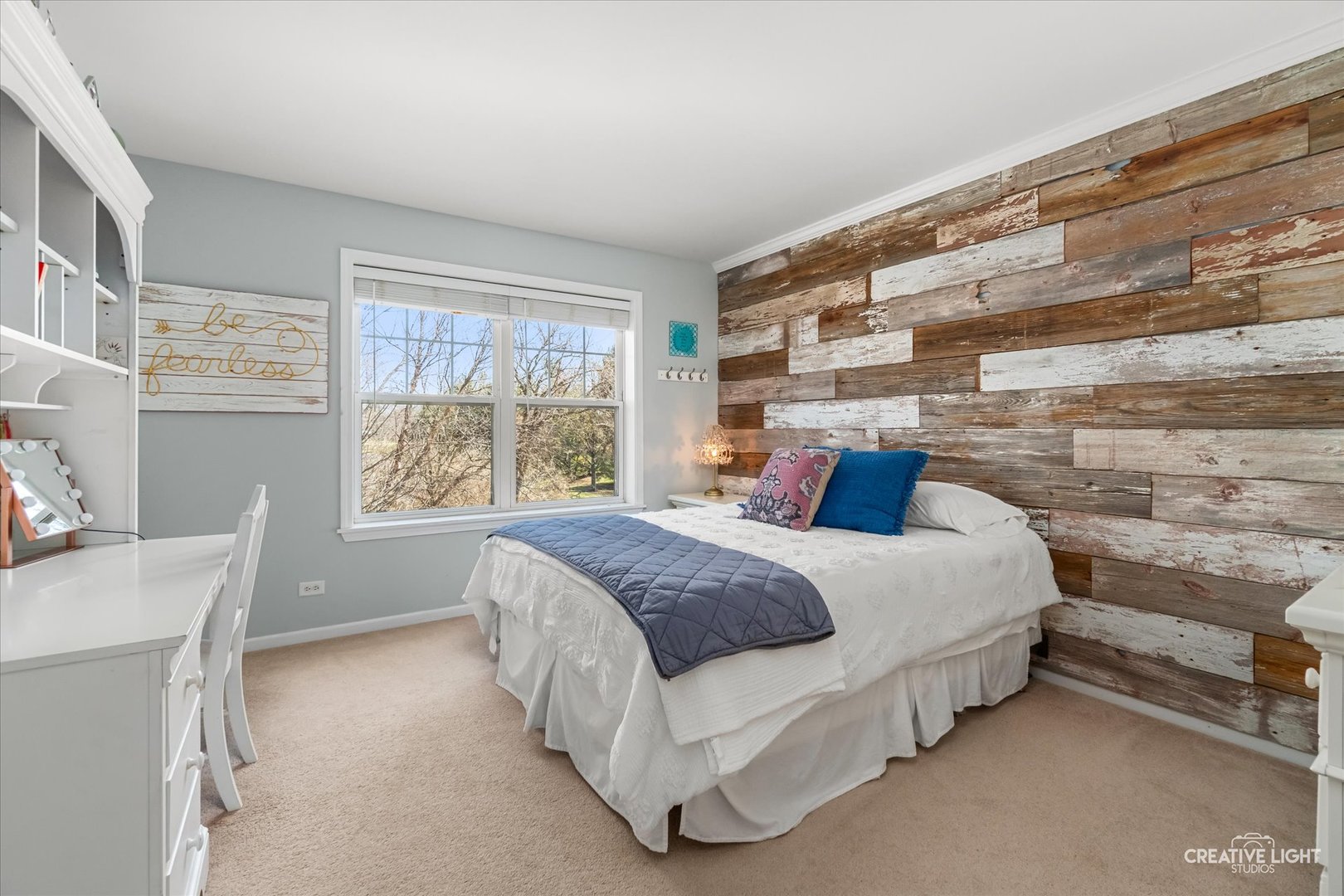 232 Loradale Road, Oswego, IL 60543