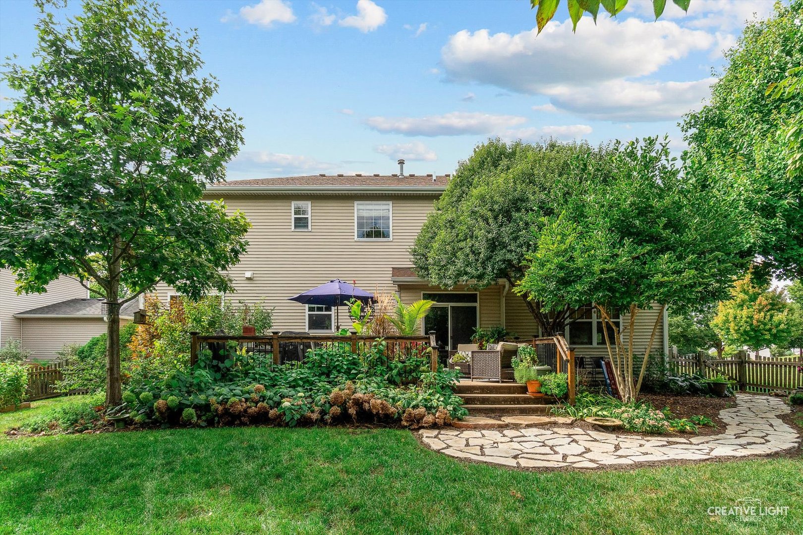 232 Loradale Road, Oswego, IL 60543