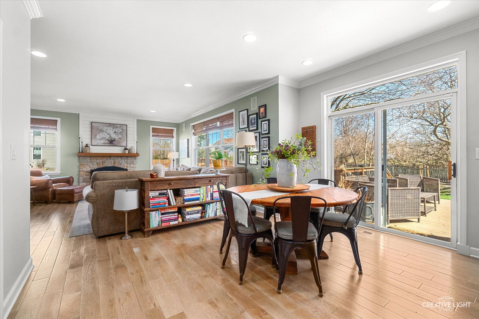 232 Loradale Road, Oswego, IL 60543