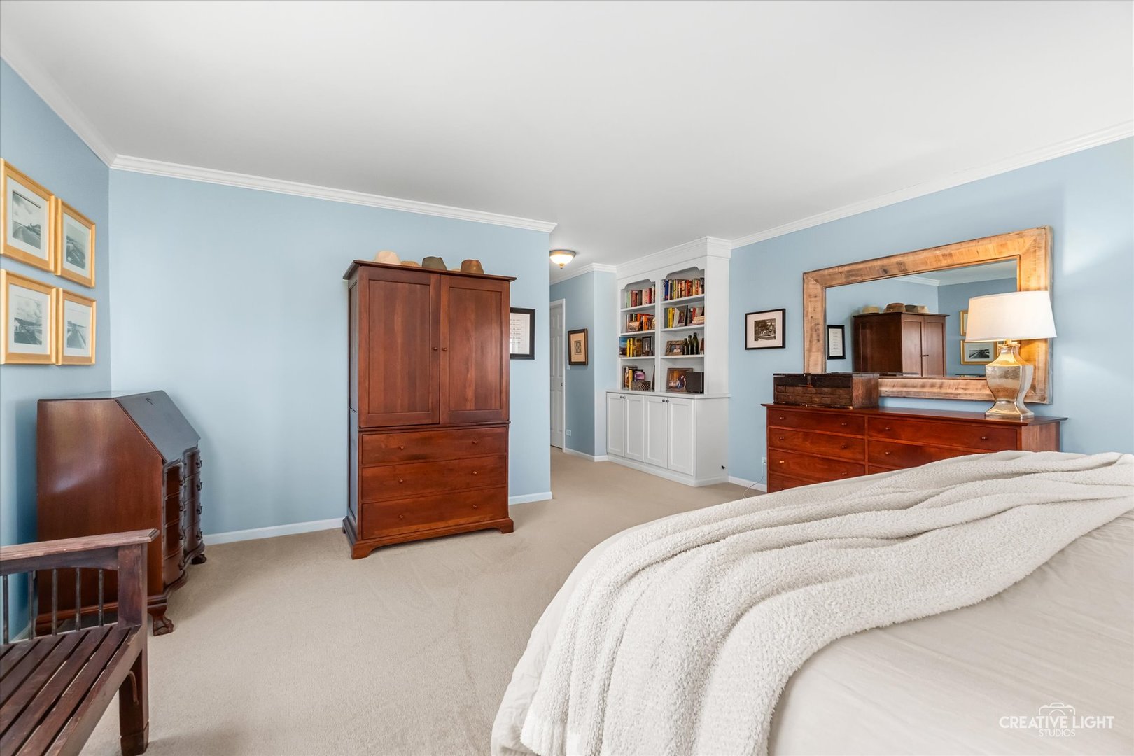 232 Loradale Road, Oswego, IL 60543