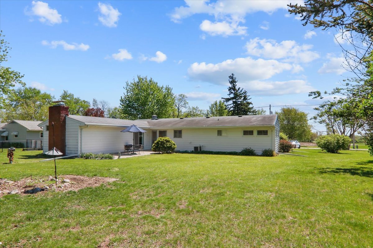 204 Woodrig Road, Bloomington, IL 61704