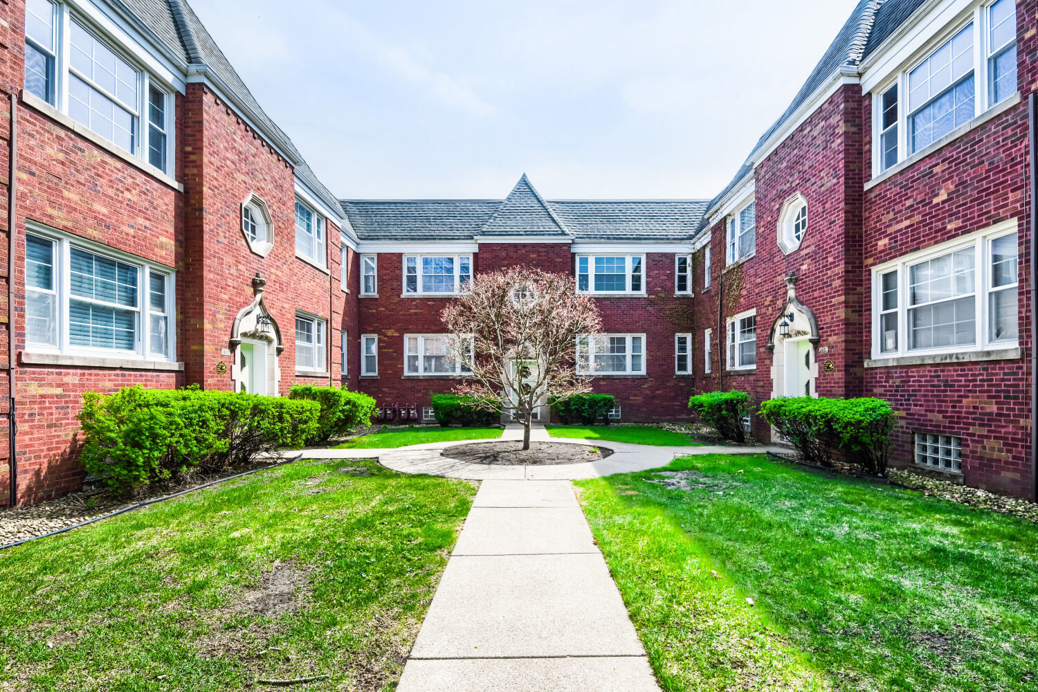 10647 S ARTESIAN Avenue #2W, Chicago, IL 60655