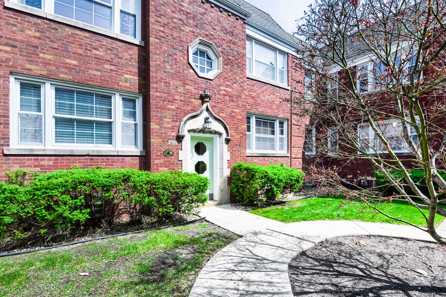 10647 S ARTESIAN Avenue #2W, Chicago, IL 60655