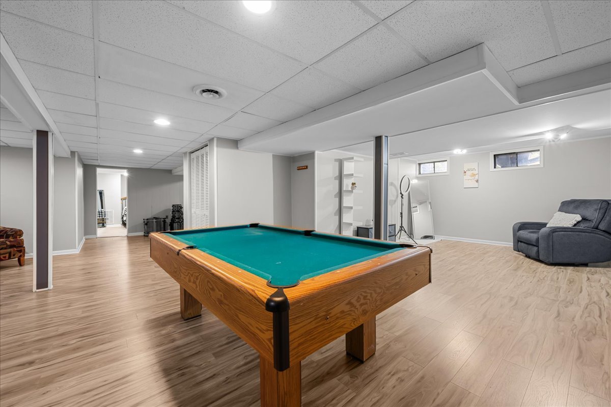 1302 Cary Road, Algonquin, IL 60102