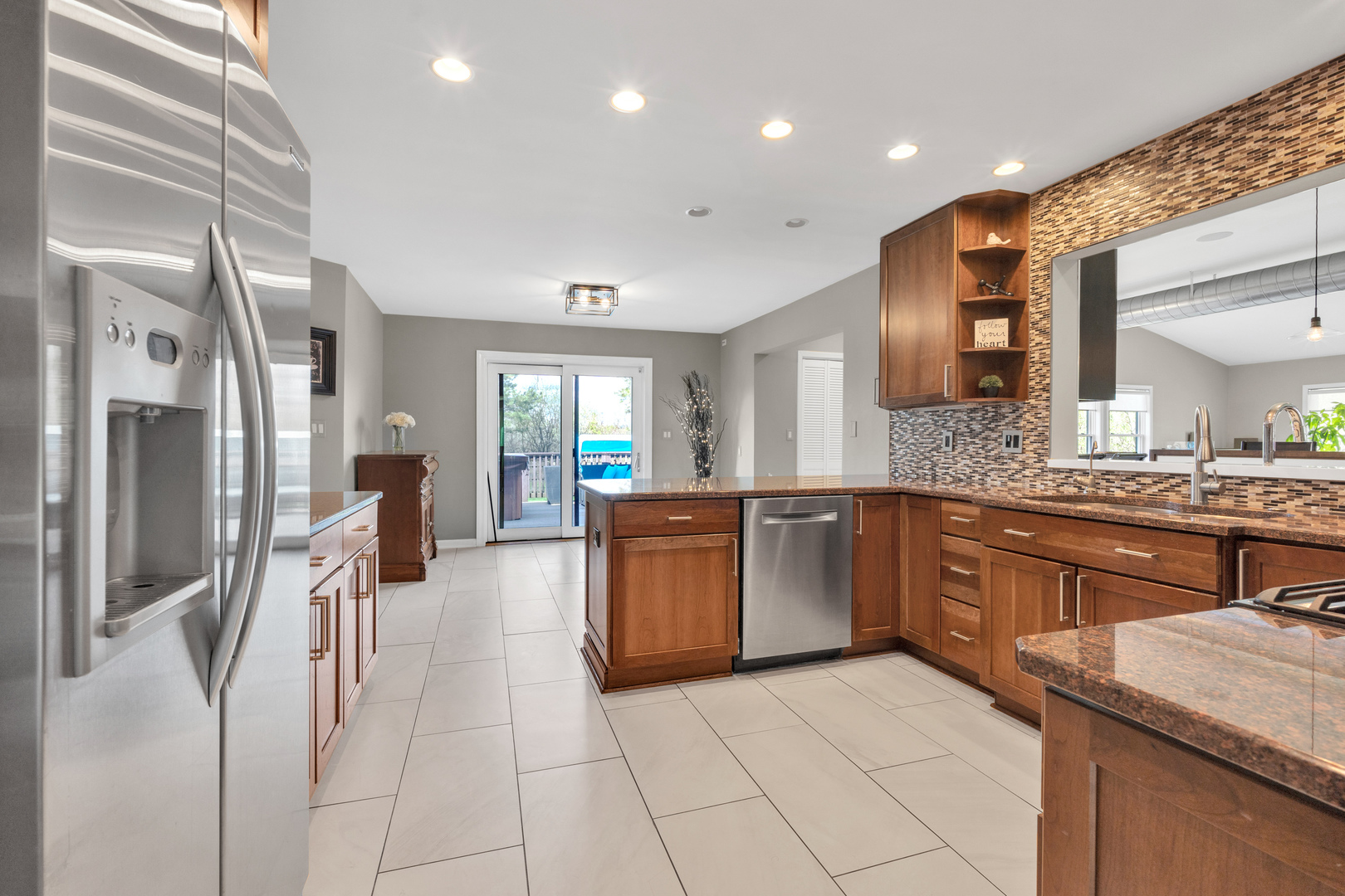 30949 N Leesley Court, Libertyville, IL 60048