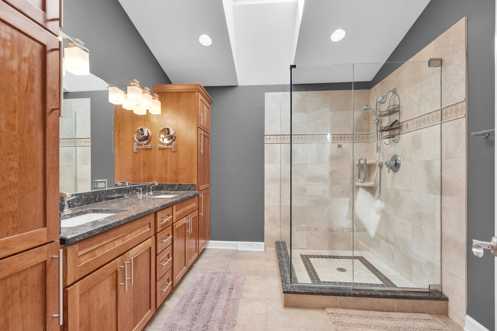 30949 N Leesley Court, Libertyville, IL 60048