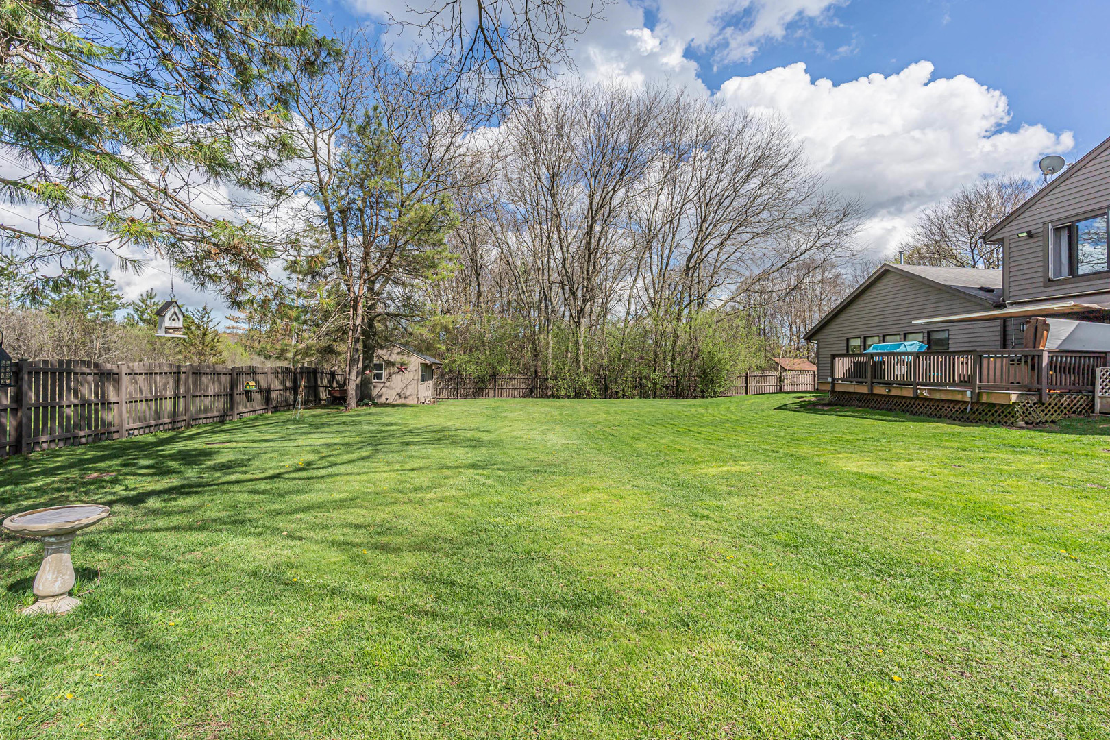 30949 N Leesley Court, Libertyville, IL 60048