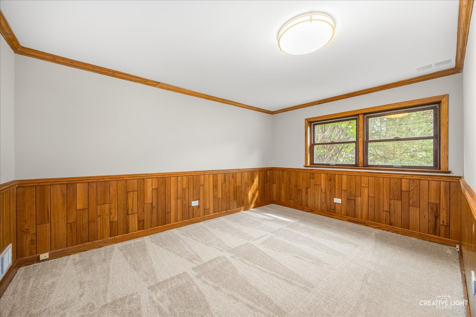 1321 Iroquois Lane, Darien, IL 60561