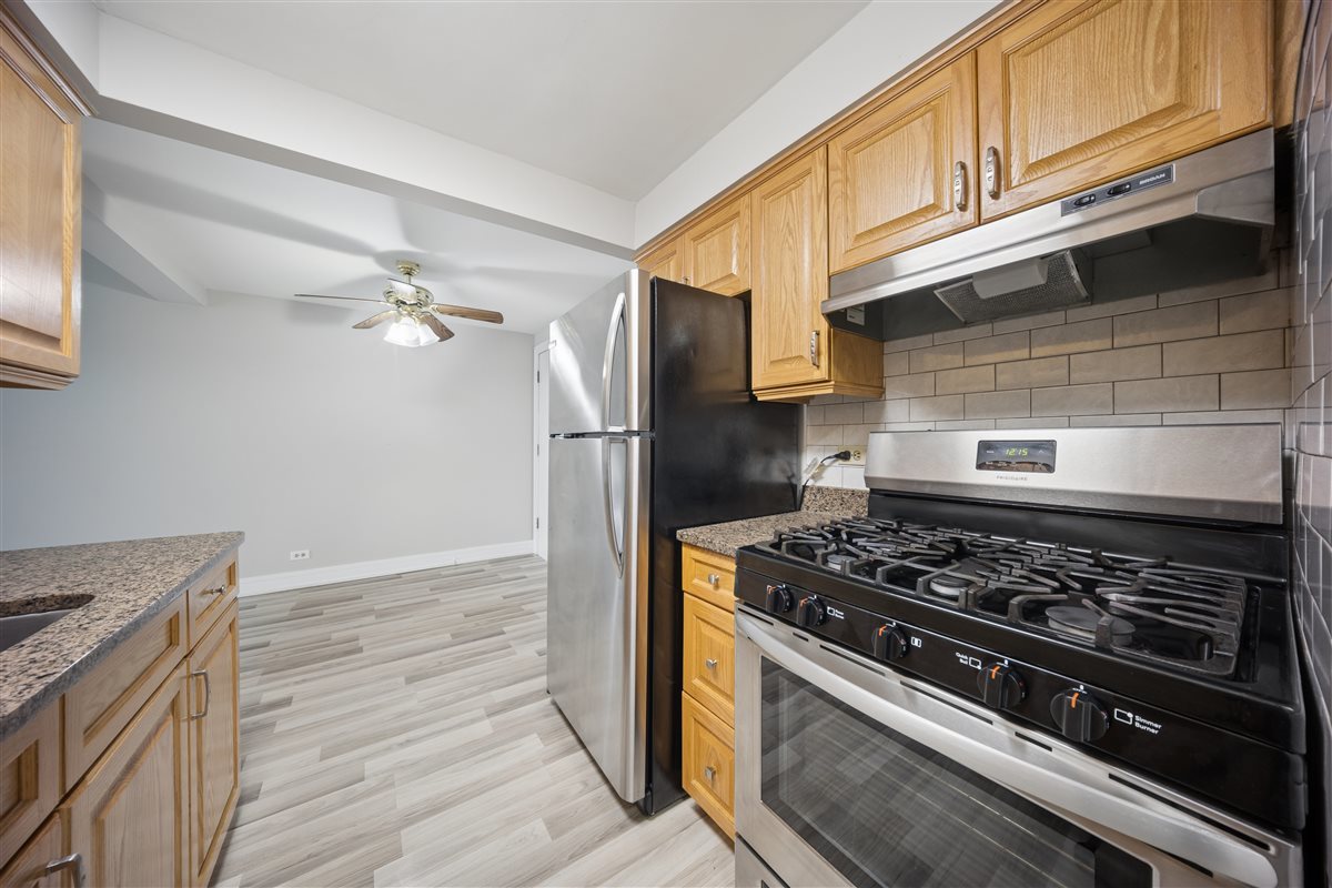 11245 S Harlem Avenue #A1, Worth, IL 60482