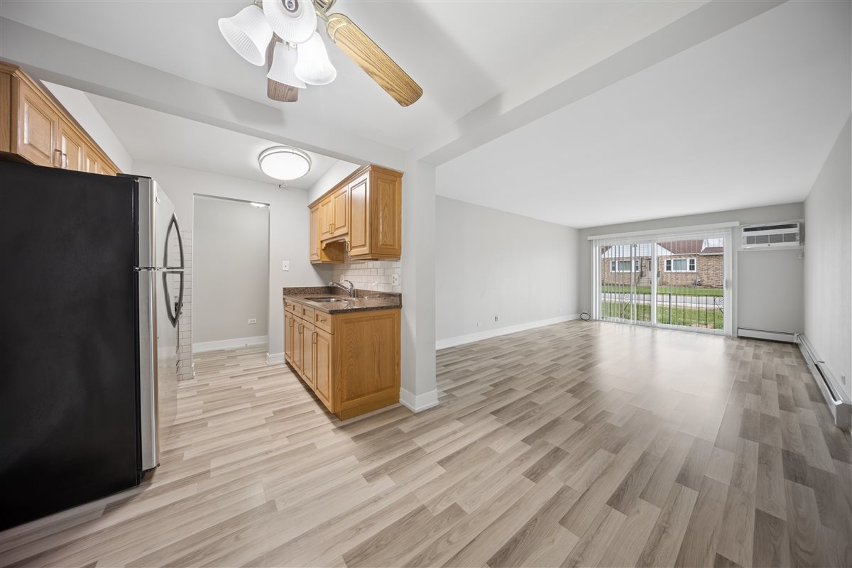 11245 S Harlem Avenue #A1, Worth, IL 60482