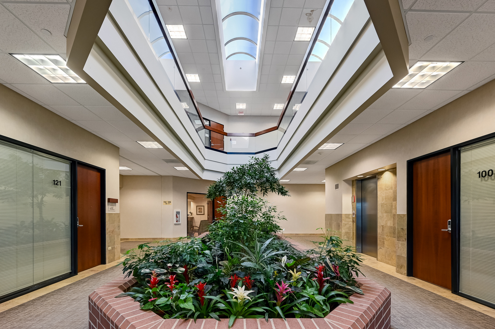 Warrenville, IL 60555