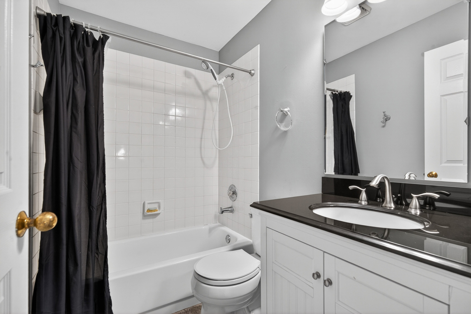 330 Stillwater Court #330, Wauconda, IL 60084