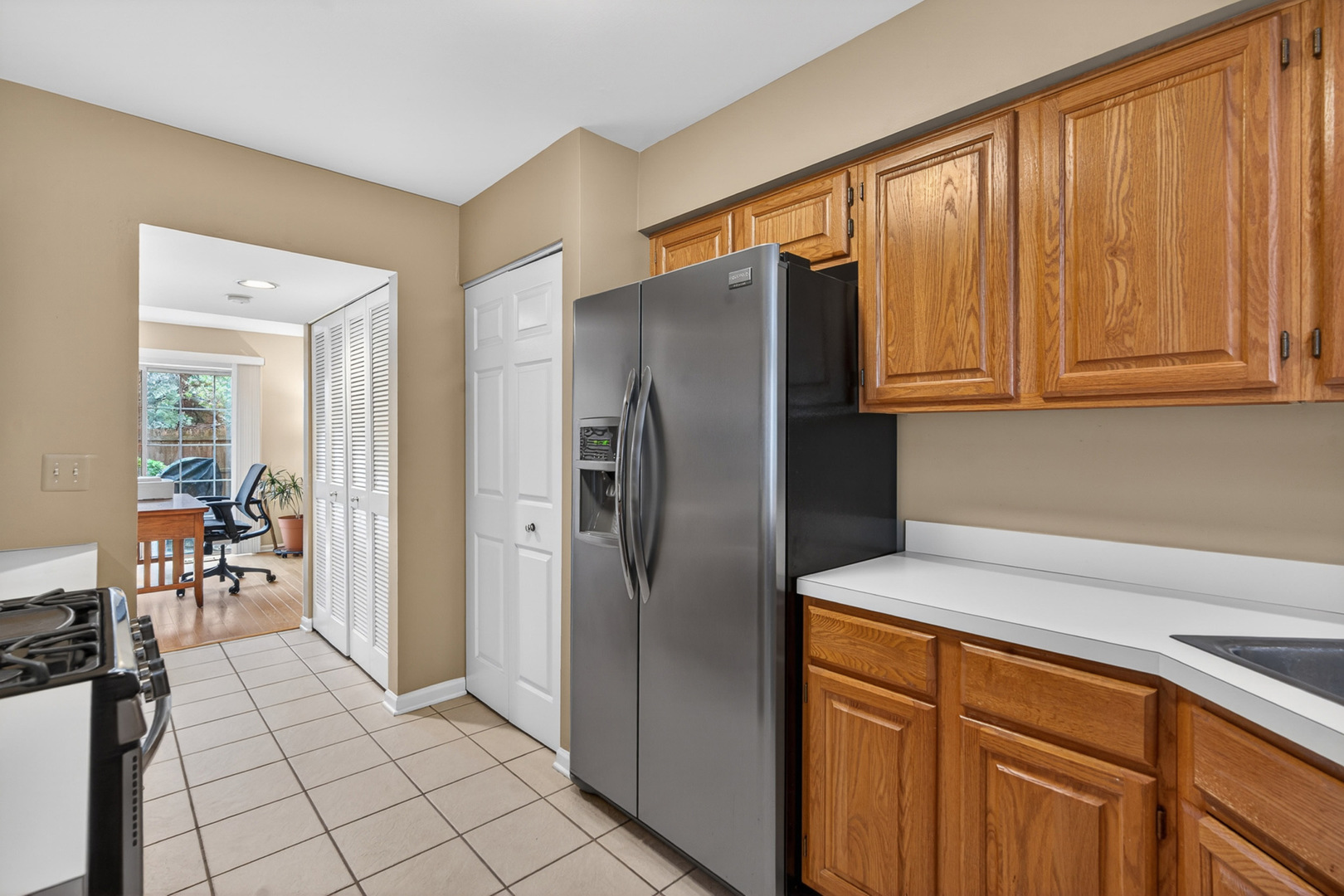 330 Stillwater Court #330, Wauconda, IL 60084