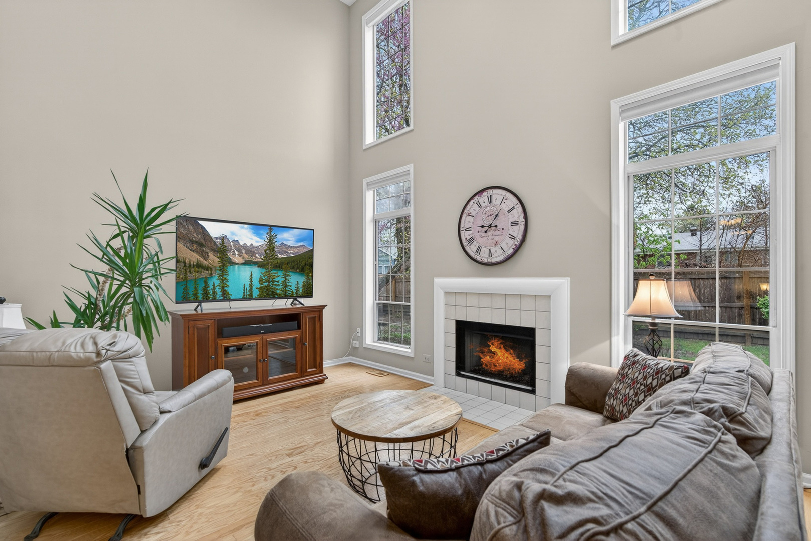 330 Stillwater Court #330, Wauconda, IL 60084