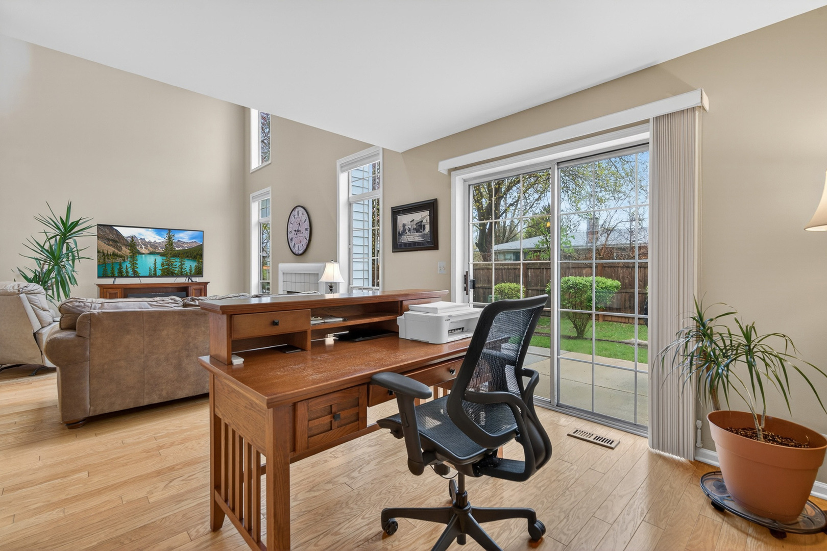 330 Stillwater Court #330, Wauconda, IL 60084