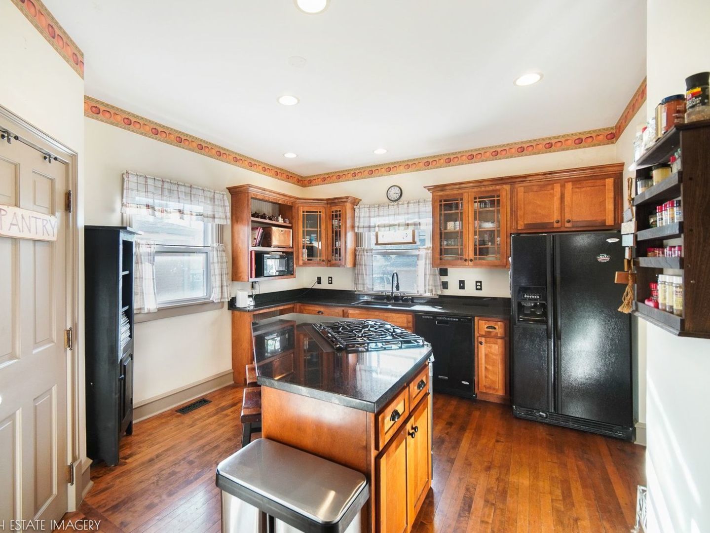 313 N Raynor Avenue, Joliet, IL 60435