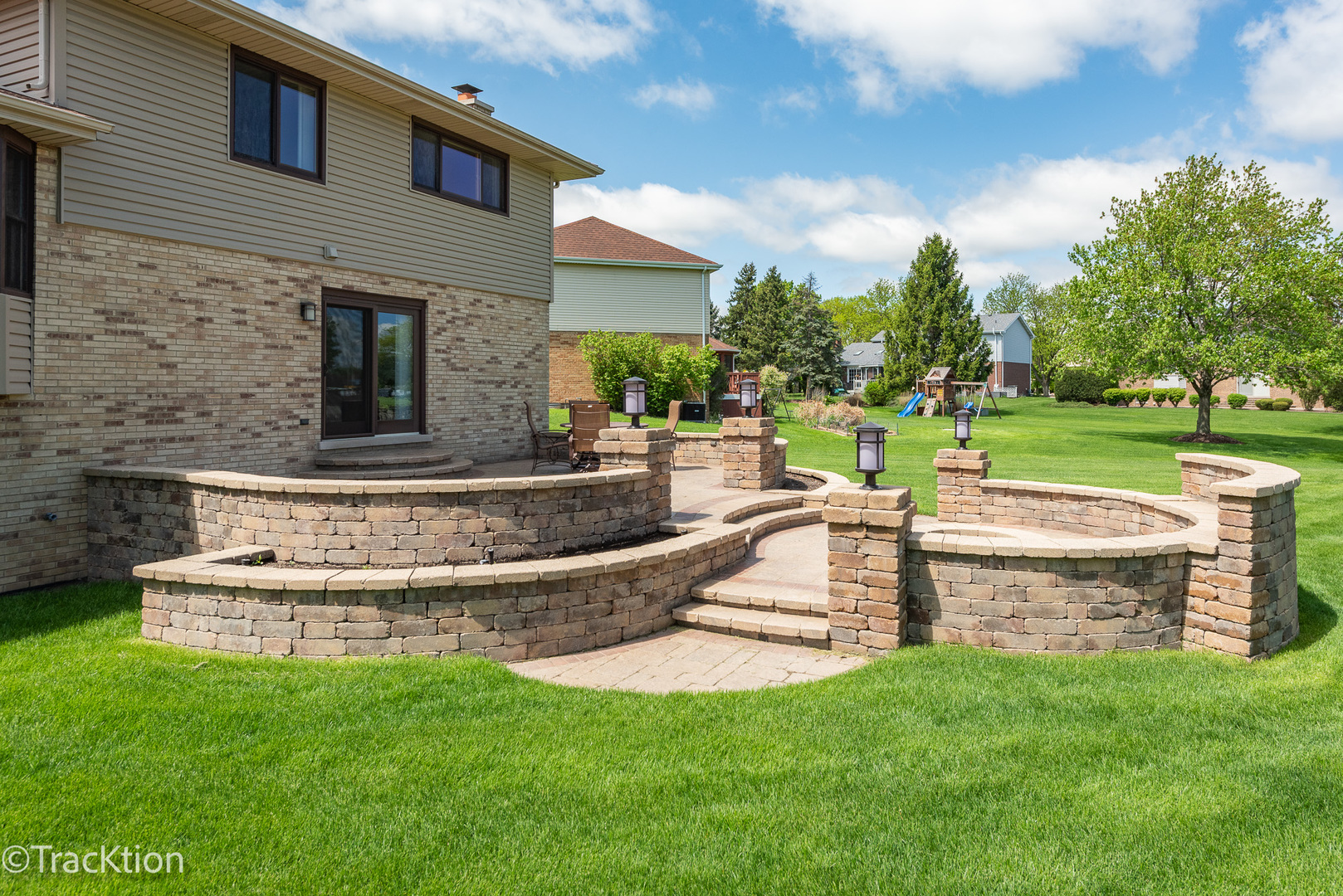 7635 Wilton Court, Darien, IL 60561