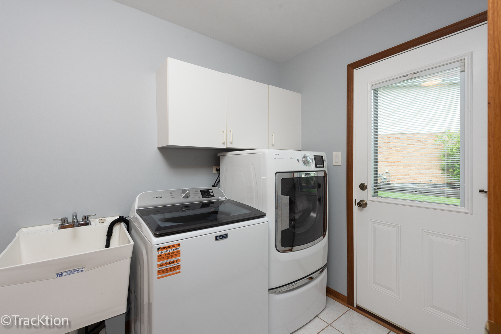 7635 Wilton Court, Darien, IL 60561