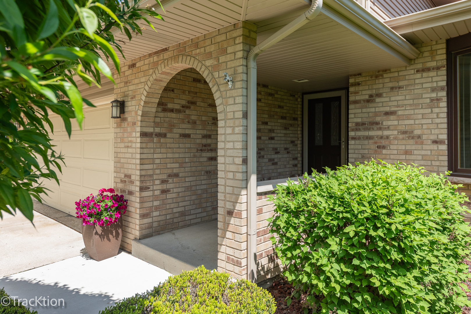 7635 Wilton Court, Darien, IL 60561