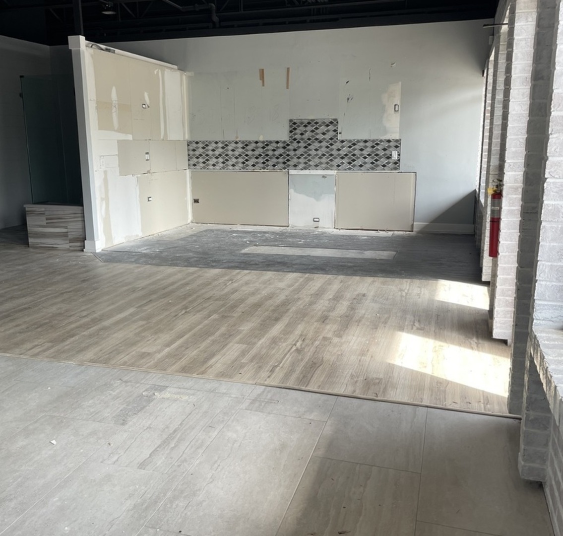 1005 W Laraway Road #320, New Lenox, IL 60451