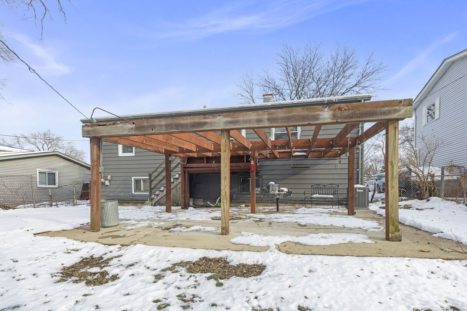 1364 Leslie Lane, Glendale Heights, IL 60139