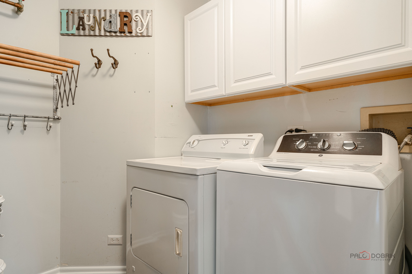 520 Palm Court #B, Crystal Lake, IL 60014