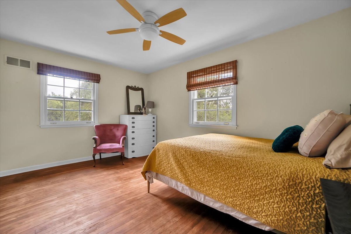 3N011 Morningside Avenue, West Chicago, IL 60185