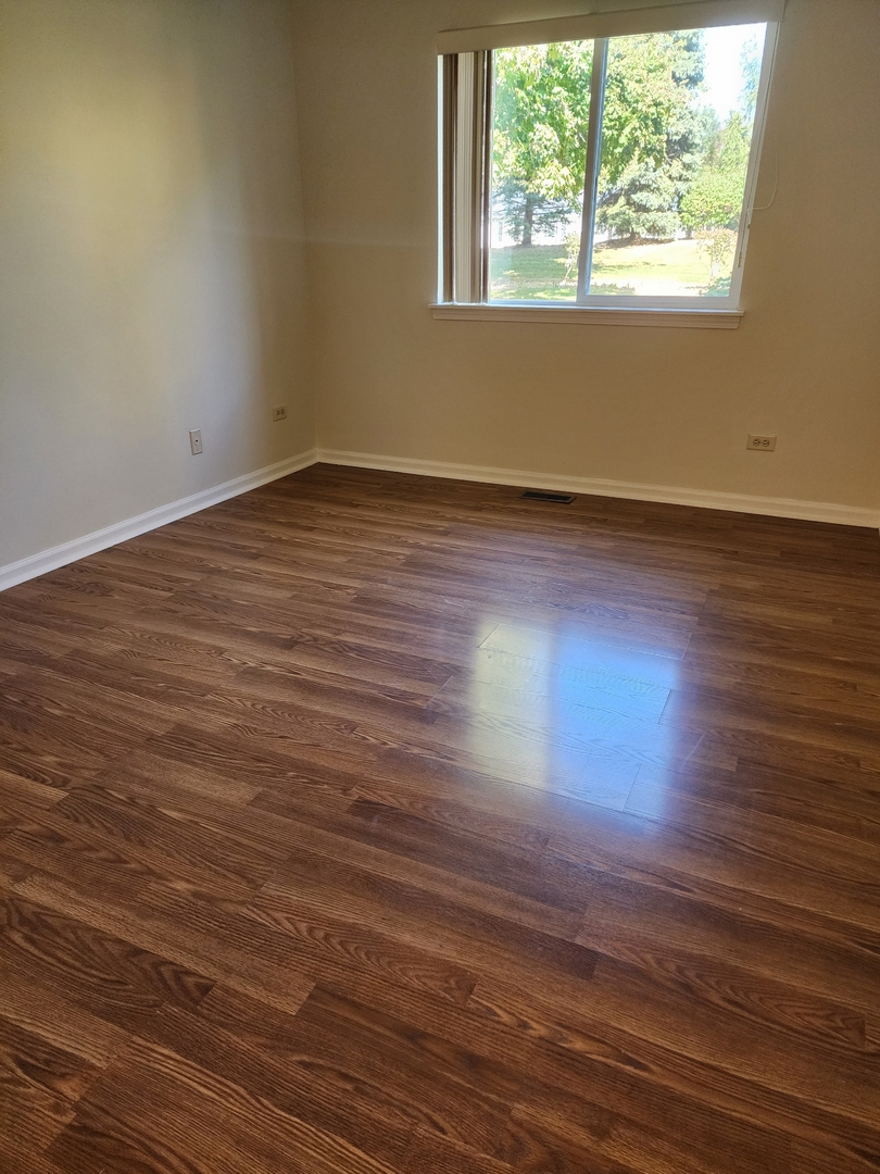 215 Brett Circle #A, Wauconda, IL 60084