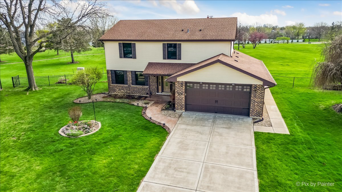 901 Garnet Circle, Schaumburg, IL 60193