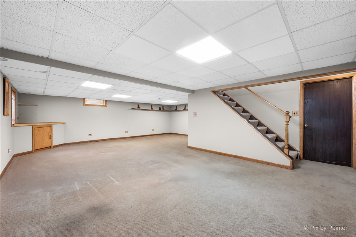 901 Garnet Circle, Schaumburg, IL 60193