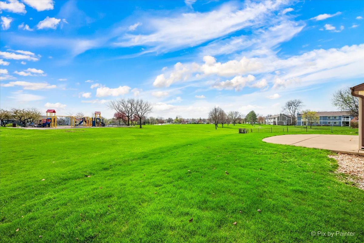 901 Garnet Circle, Schaumburg, IL 60193