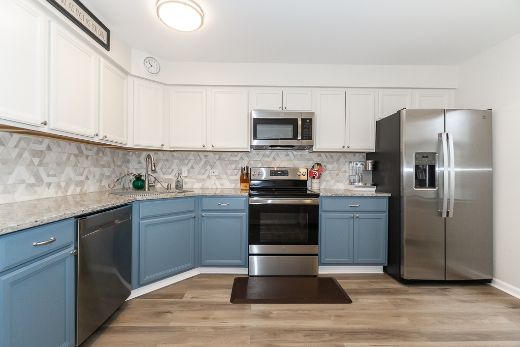 227 Elgin Avenue #3A, Forest Park, IL 60130