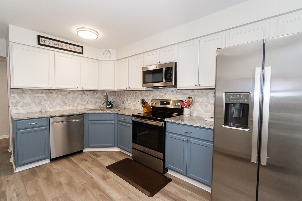 227 Elgin Avenue #3A, Forest Park, IL 60130