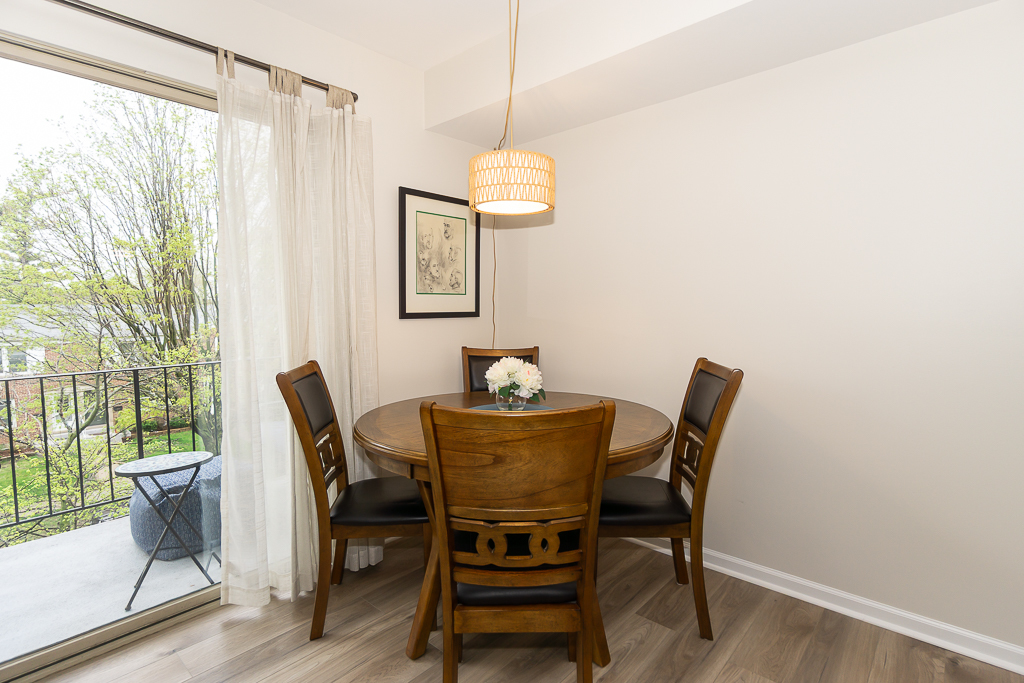 227 Elgin Avenue #3A, Forest Park, IL 60130