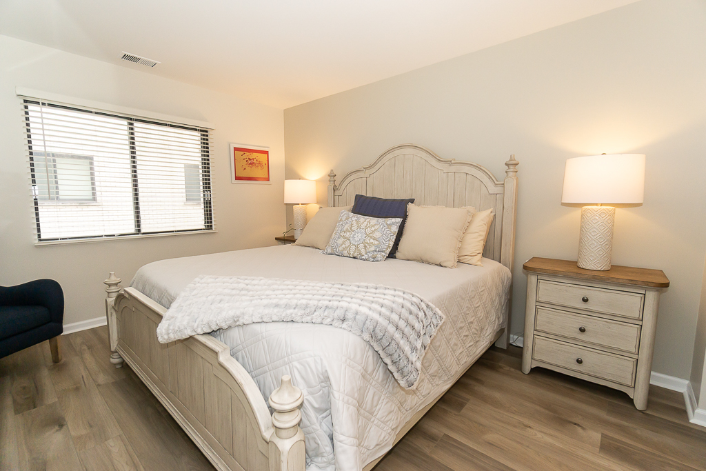 227 Elgin Avenue #3A, Forest Park, IL 60130