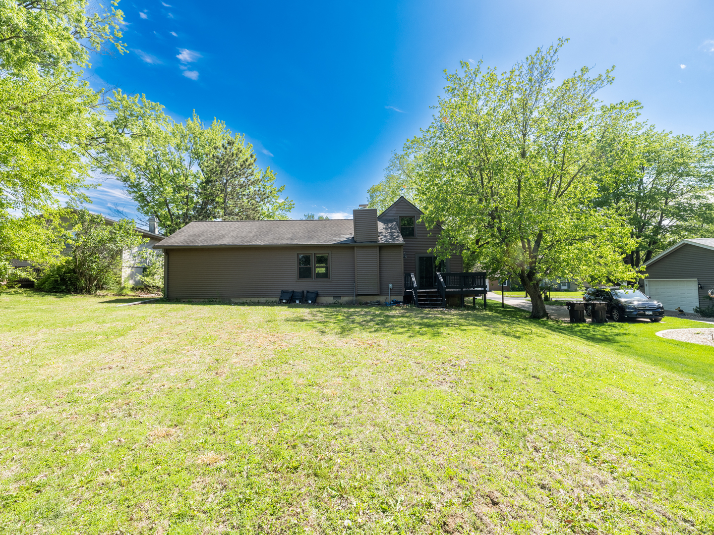3209 W Westport Road, Peoria, IL 61615