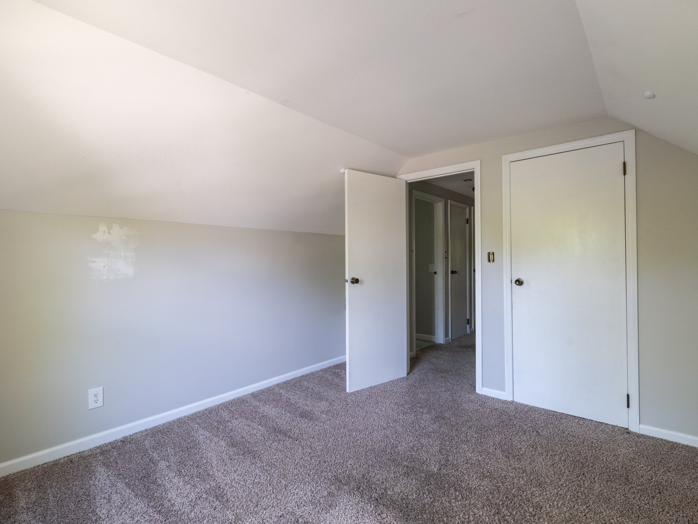 3209 W Westport Road, Peoria, IL 61615