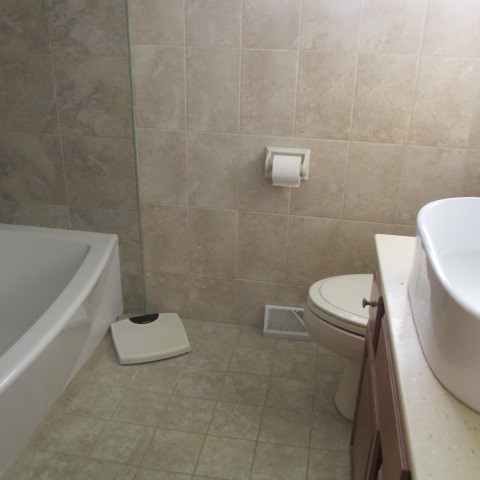 7904 Melvina Avenue, Burbank, IL 60459