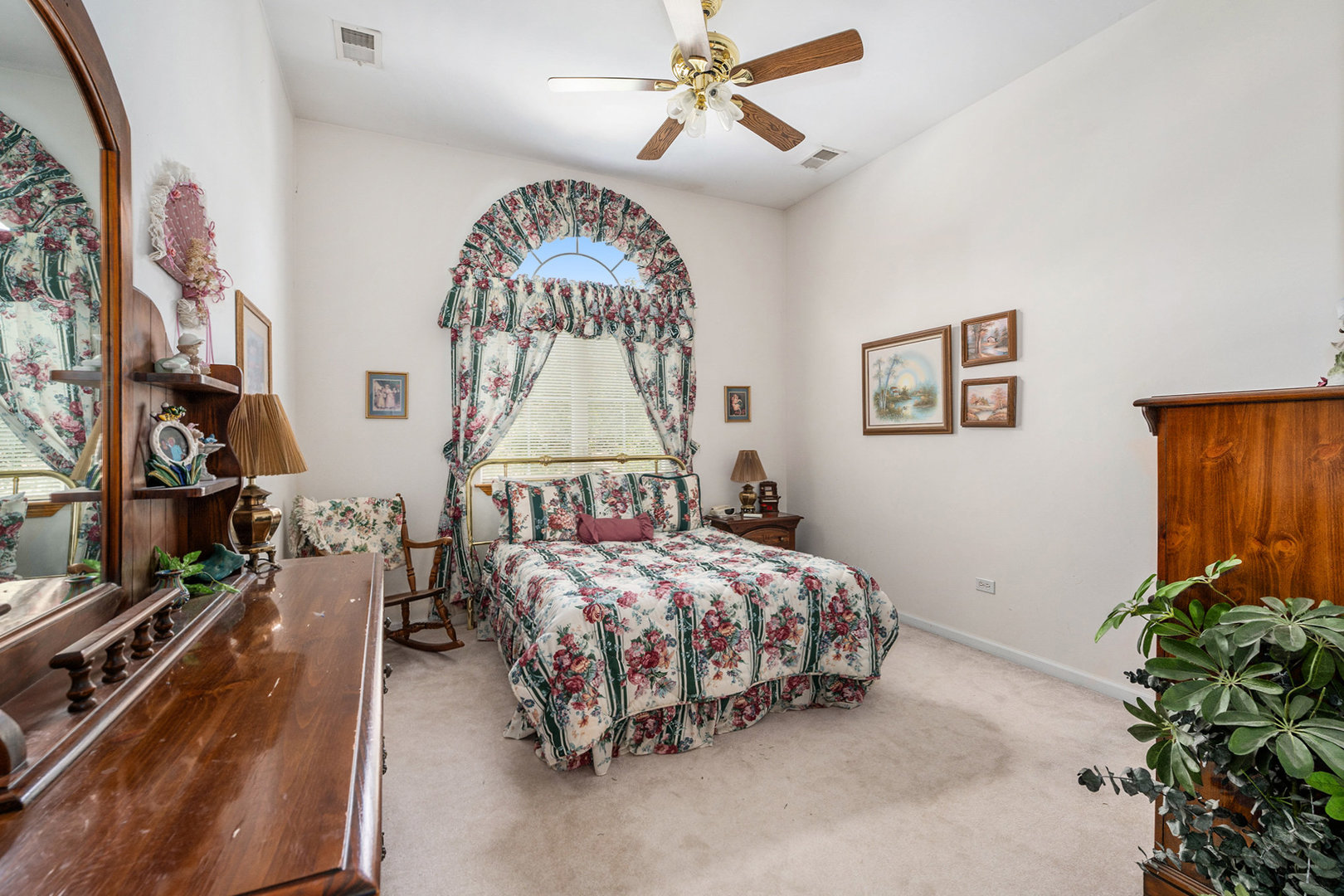 18358 Willow Lane, Lansing, IL 60438