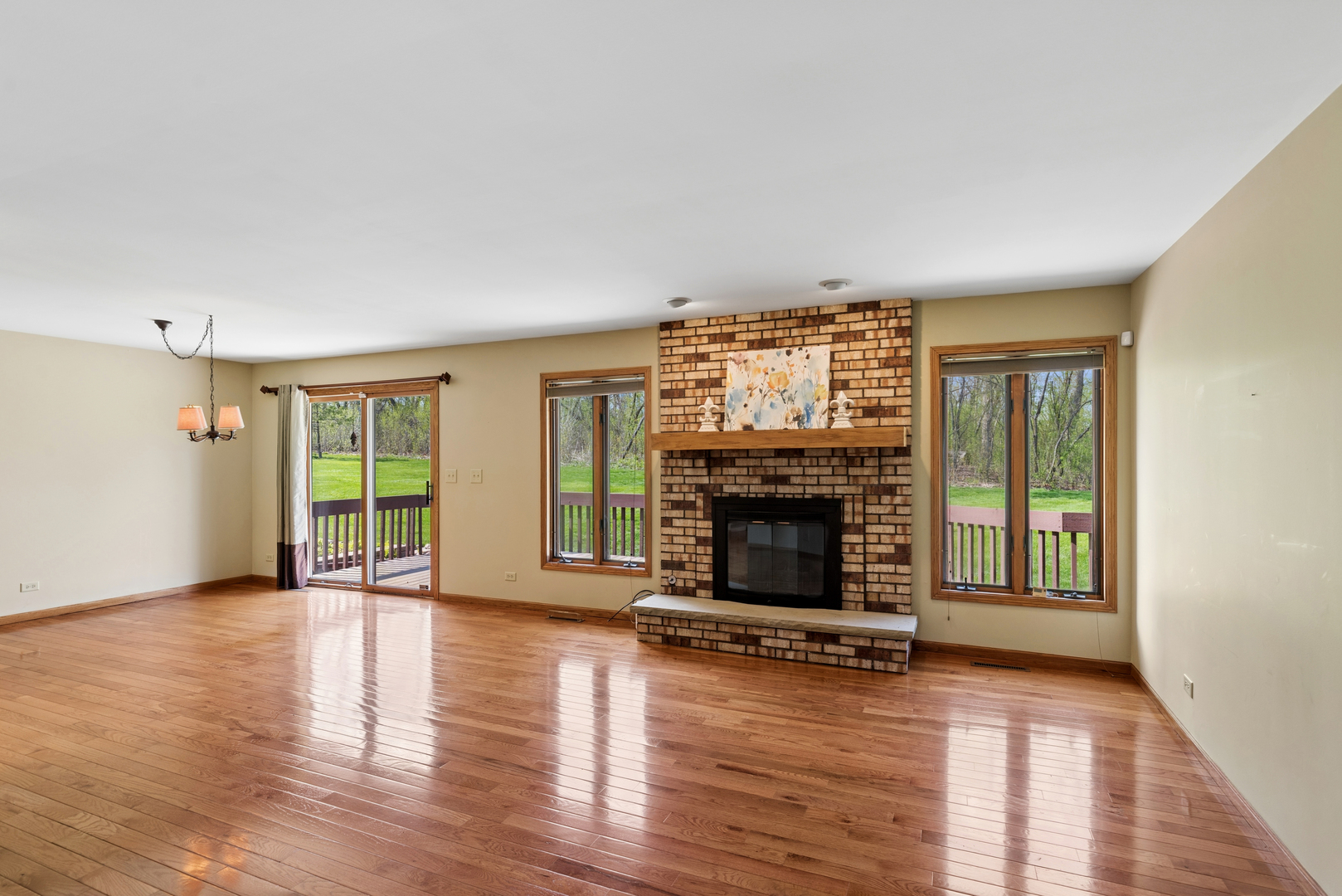 808 Kristin Court #808, Gurnee, IL 60031