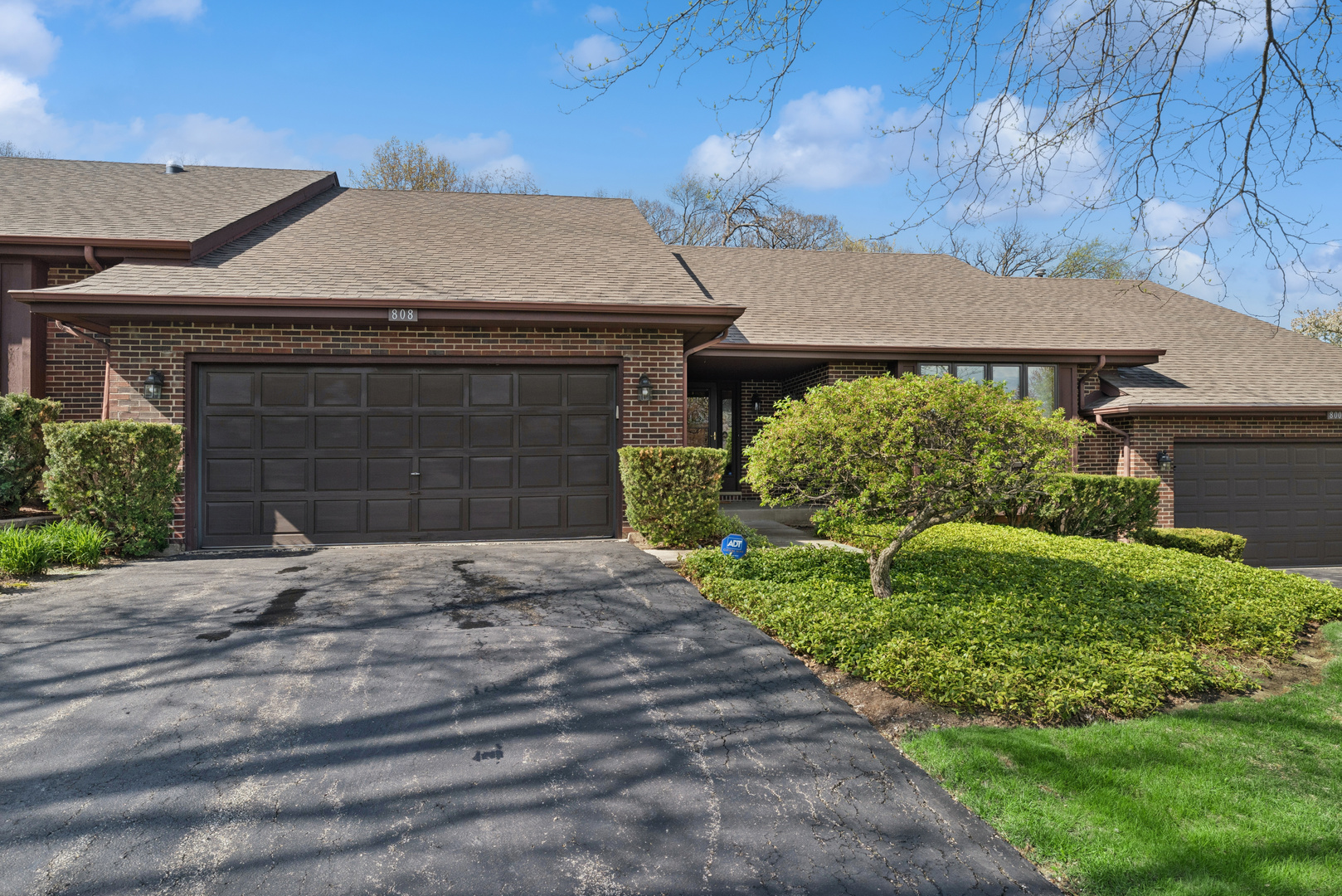 808 Kristin Court #808, Gurnee, IL 60031