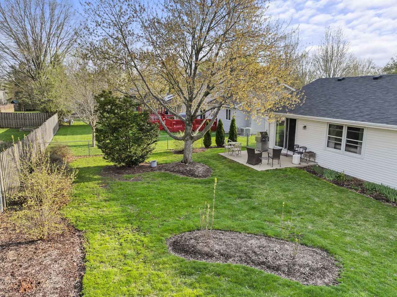 815 Carriage Drive, Algonquin, IL 60102