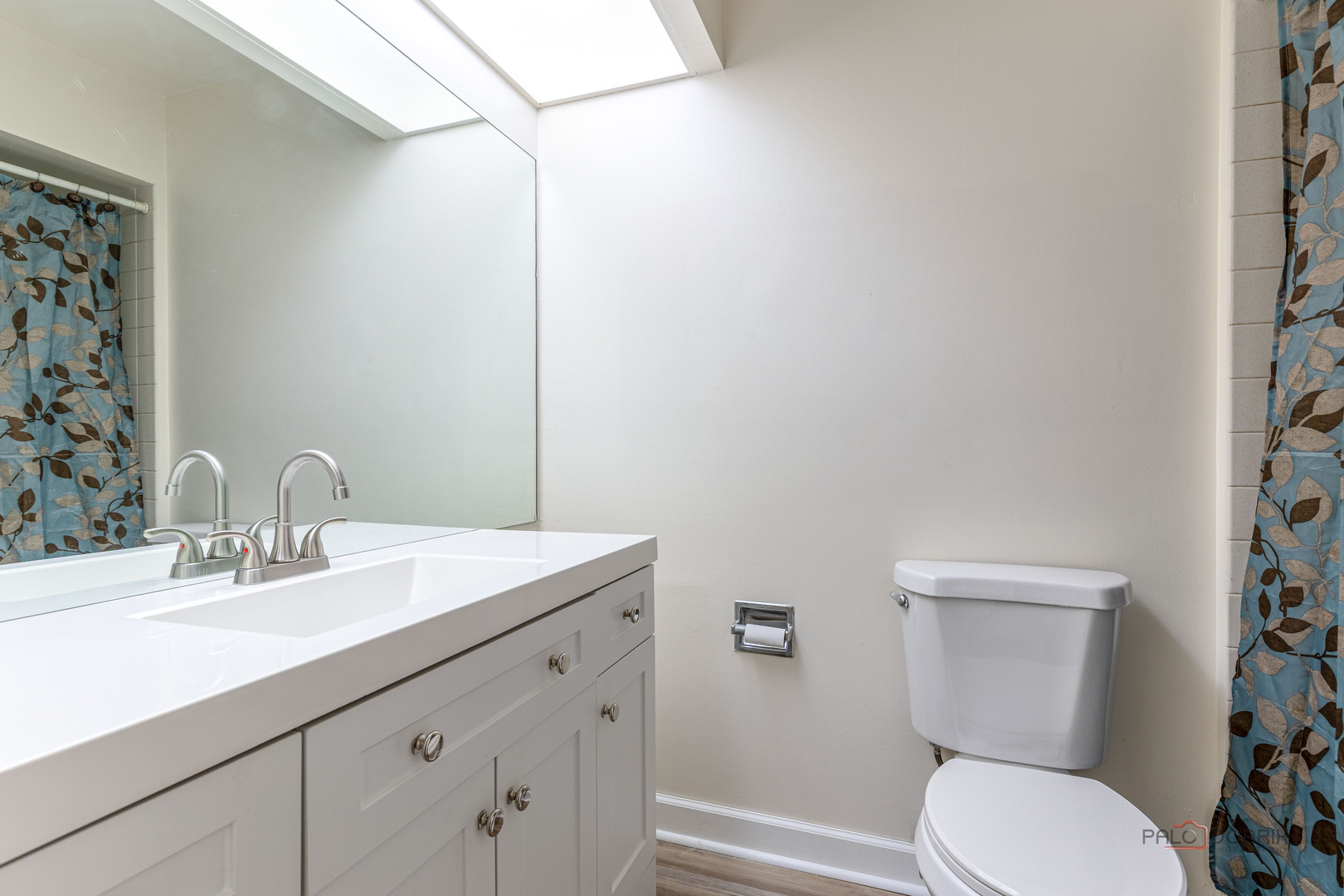 3100 Roberts Drive #5, Woodridge, IL 60517