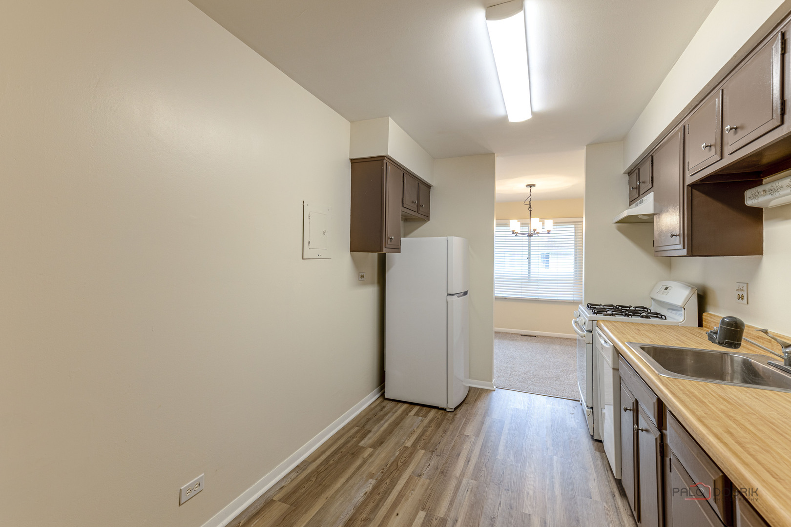 3100 Roberts Drive #5, Woodridge, IL 60517