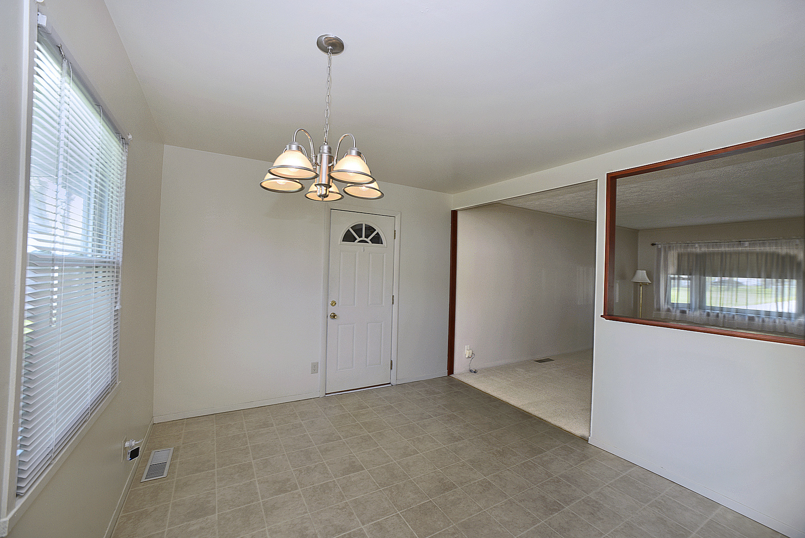 1417 Chippewa Drive, Ottawa, IL 61350