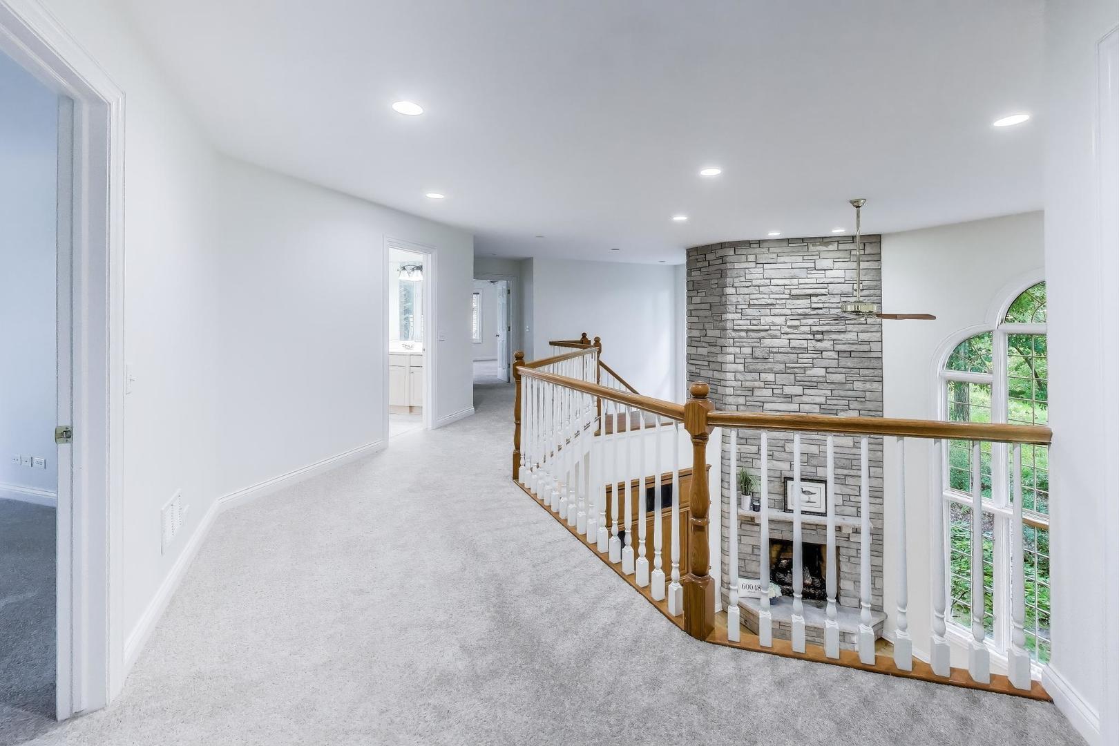 1620 TimberWoods Lane, Libertyville, IL 60048