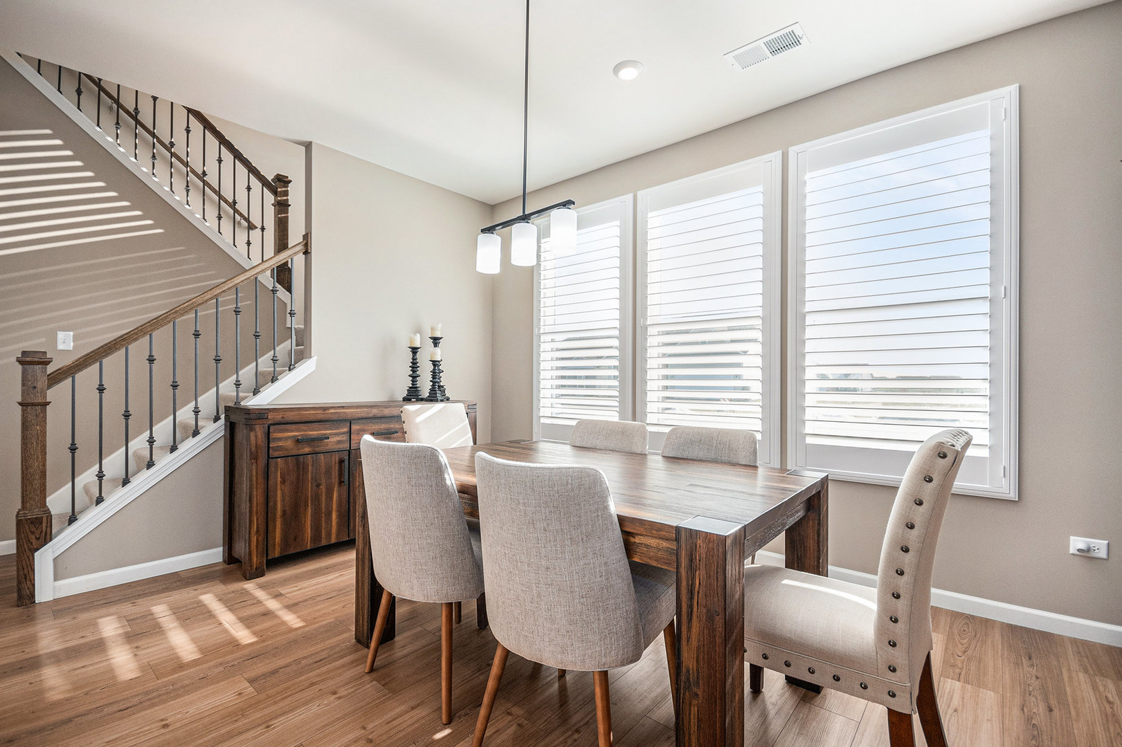 3207 Dove Mountain Drive, Aurora, IL 60503