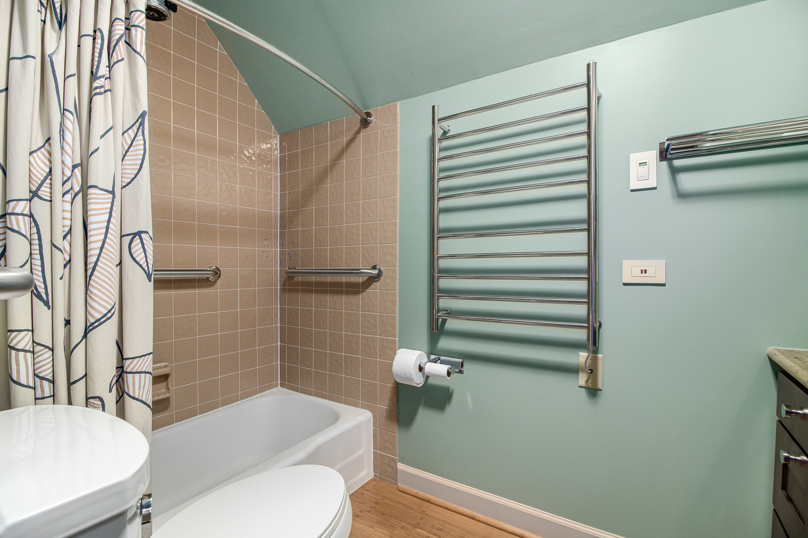 425 W Washington Street, West Chicago, IL 60185